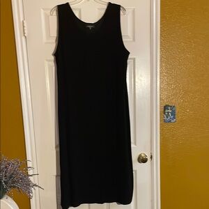 Elegant R&M Richards Sleeveless Dress